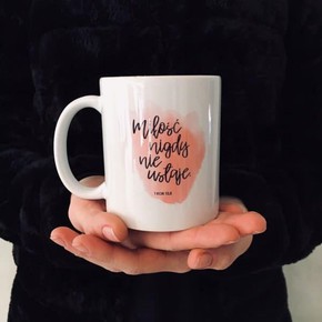 Kubek Szaron - Miłość nigdy nie ustaje